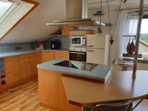 Moderne DG-Wohnung in Mainleus